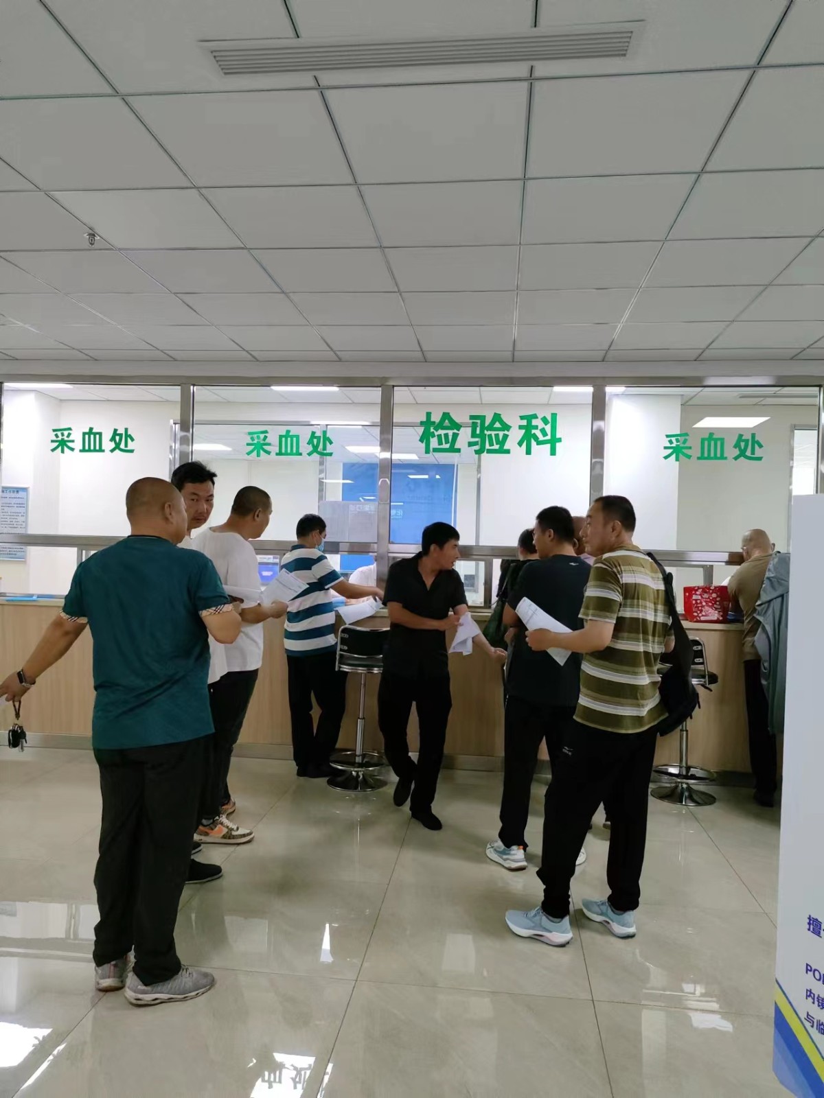 97892586.jpg 97892586.jpg